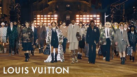 Louis Vuitton top songs